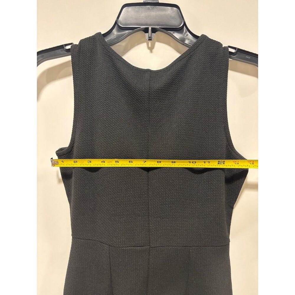 Romeo + Juliet Couture Black Textured Sleeveless Dress With Waist Tie Size Small - Picture 9 of 10